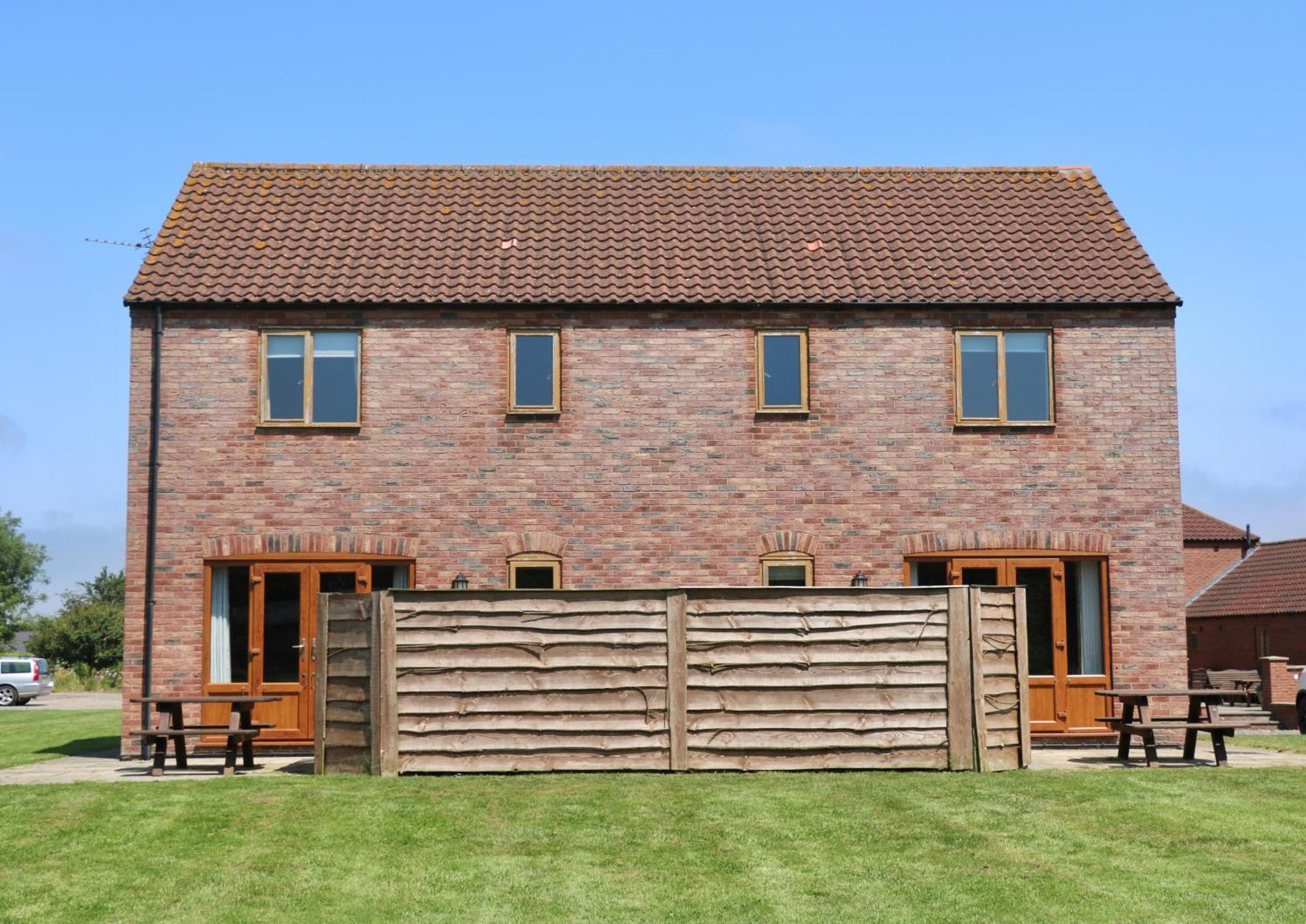 Grange Farm Park Hotel Maltby le Marsh Exterior photo